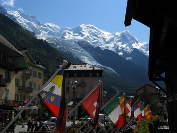 �V�����j�[���猩�郂���u����