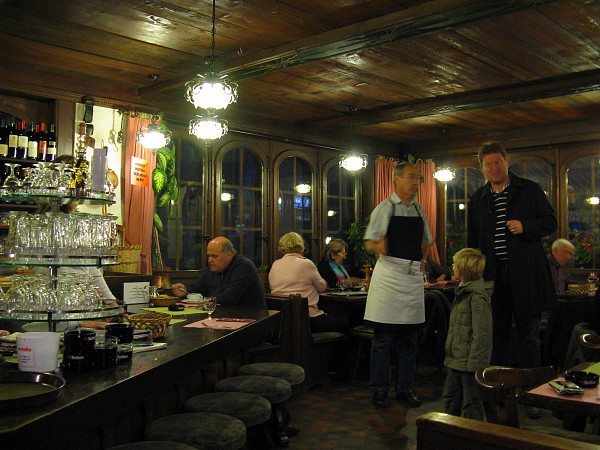 ���{��ό��ē������̃��X�g����