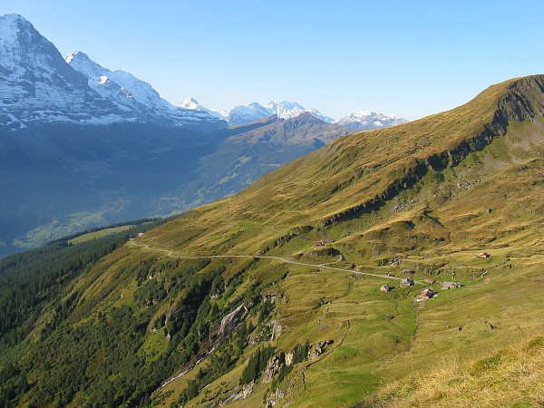 �t�B���X�g�`�o�b�n�A���v�[�[�@�g���b�L���O�R�[�X